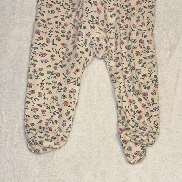 (2 for $10) Carters Cream Floral Footed sleeper One-Piece Pajamas for Kids - Picture 9 of 9